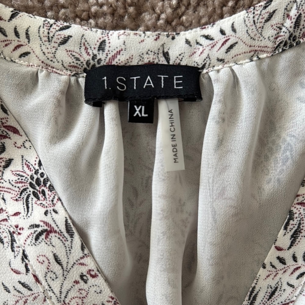 1. State Cream Blouse V-Neck Buttoned - Picture 2 of 5